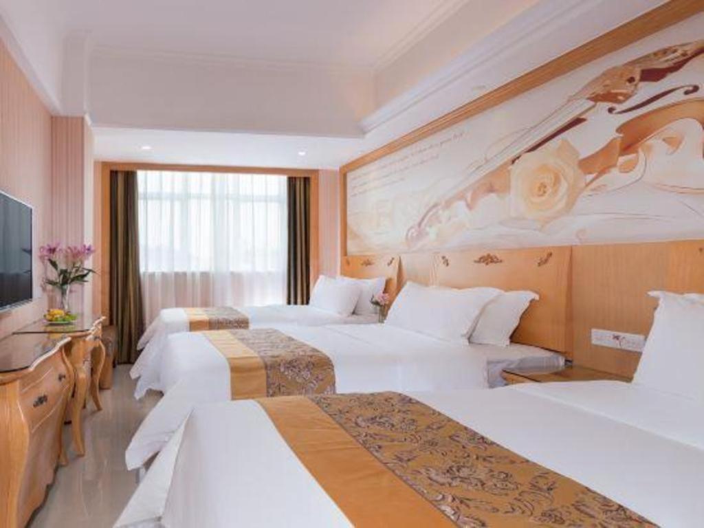 Vienna Classic Hotel Guangdong Yangxi Moon Bay Exterior foto